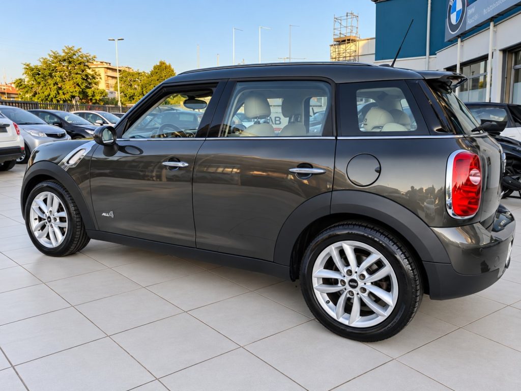 MINI Countryman Cooper D ALL4 Pelle Tetto Panorama Neo Patentati - 4