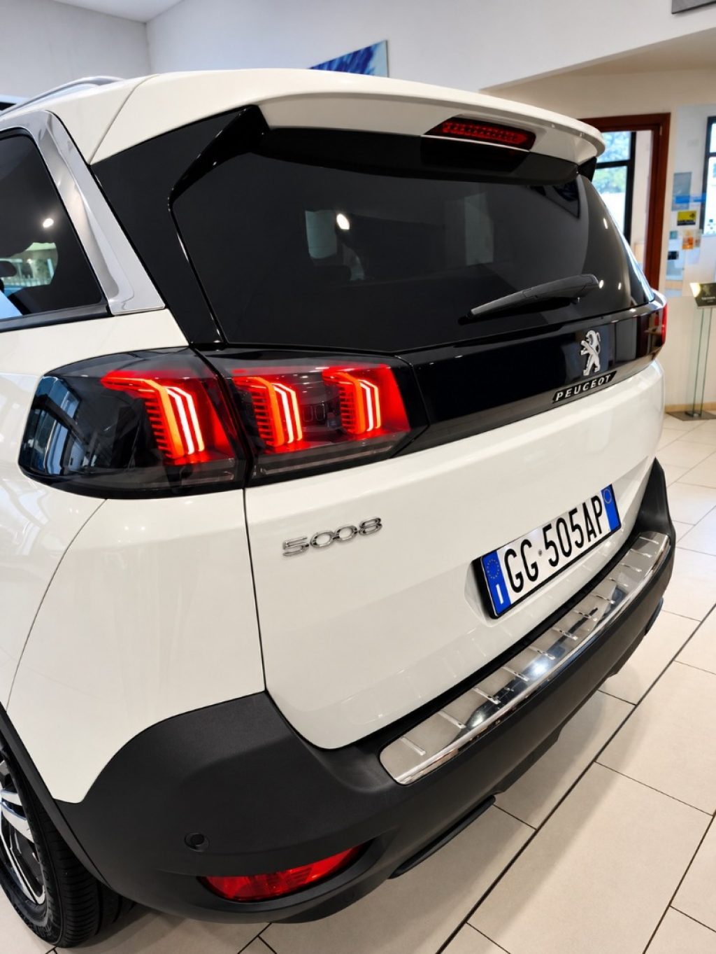 PEUGEOT 5008 BlueHDi 7 Posti Automatic EAT8 130 Aziendale - 7