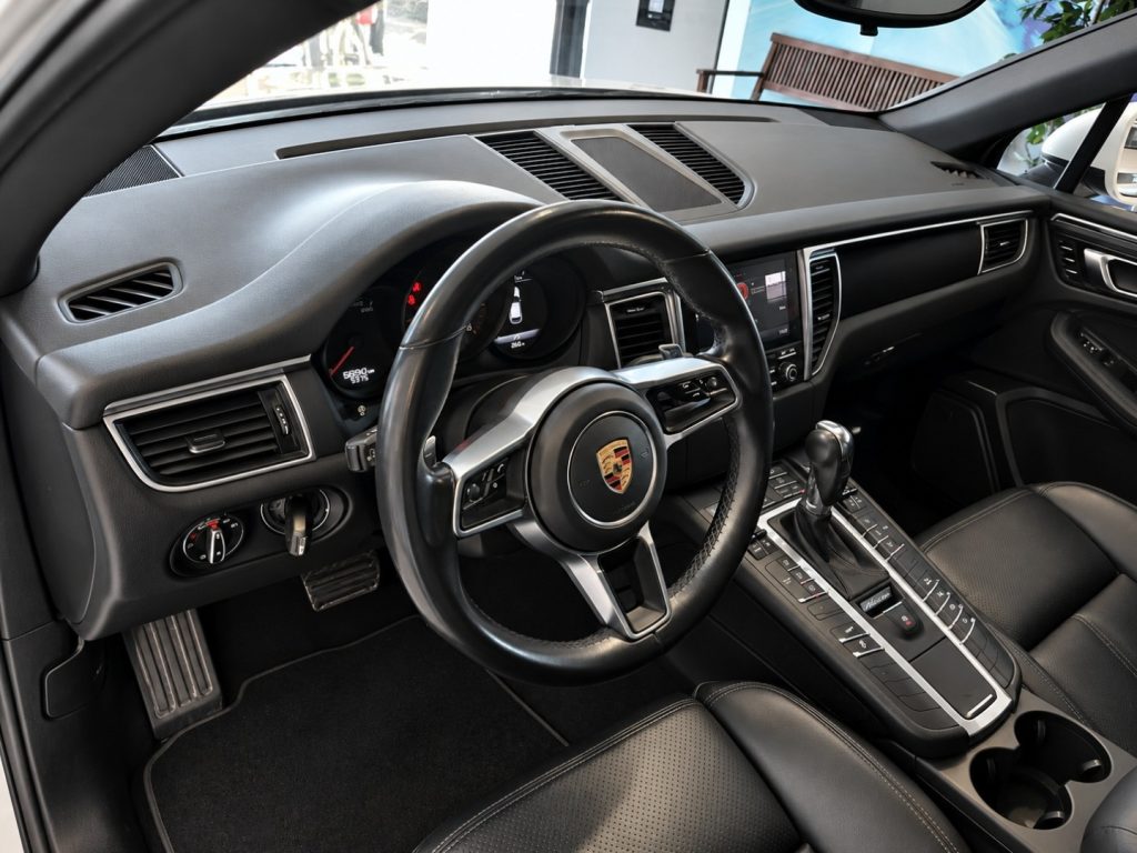 PORSCHE Macan 2.0 benzina Pelle Navigatore Conto Vendita - 10