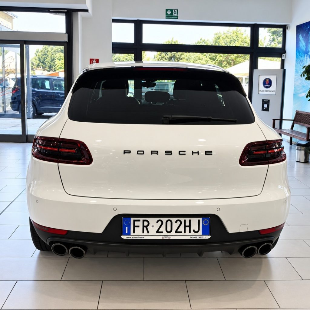 PORSCHE Macan 2.0 benzina Pelle Navigatore Conto Vendita - 6