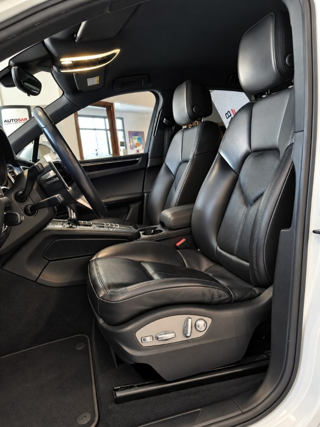 PORSCHE Macan 2.0 benzina Pelle Navigatore Conto Vendita - 9