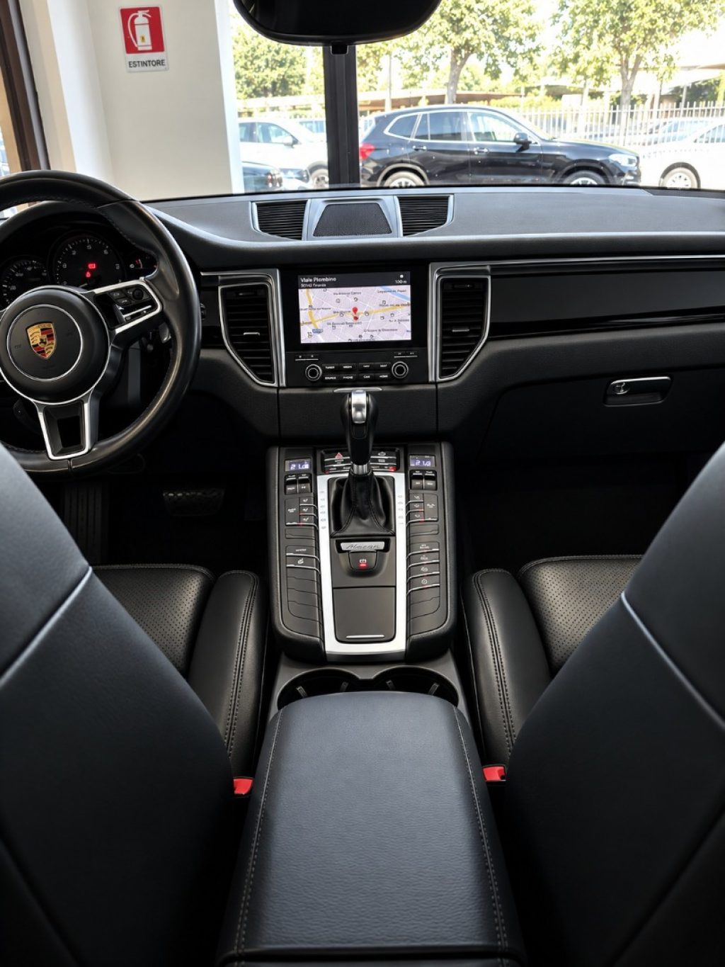 PORSCHE Macan 2.0 benzina Pelle Navigatore Conto Vendita - 13