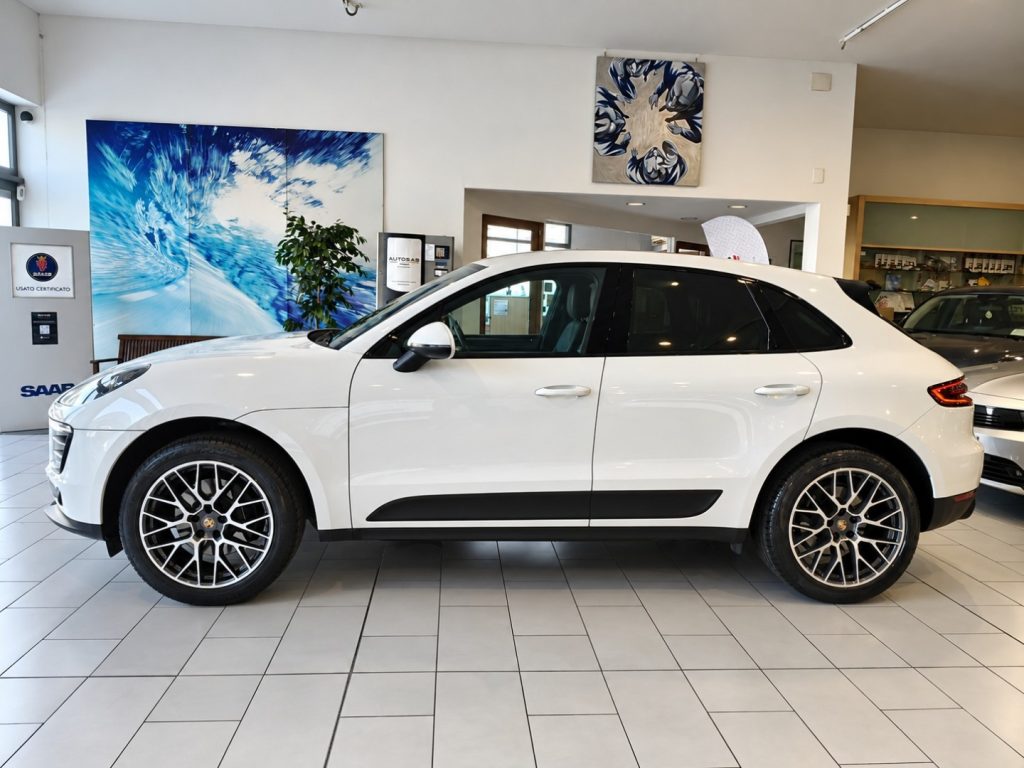 PORSCHE Macan 2.0 benzina Pelle Navigatore Conto Vendita - 4