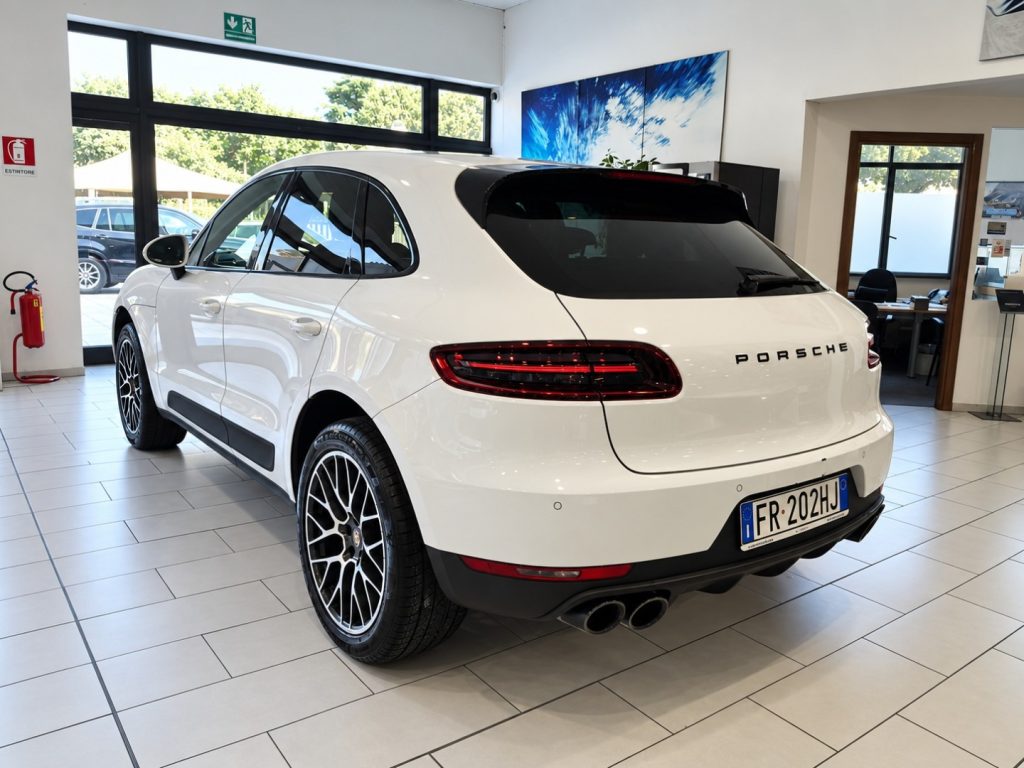 PORSCHE Macan 2.0 benzina Pelle Navigatore Conto Vendita - 5