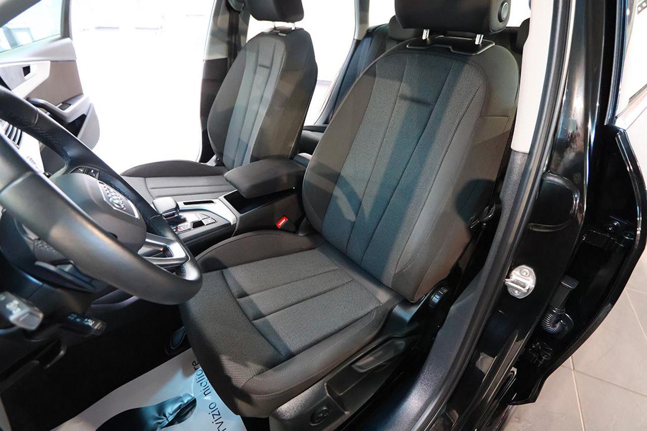 AUDI A4 35 TDI Avant S-Tronic Business Advanced - 18