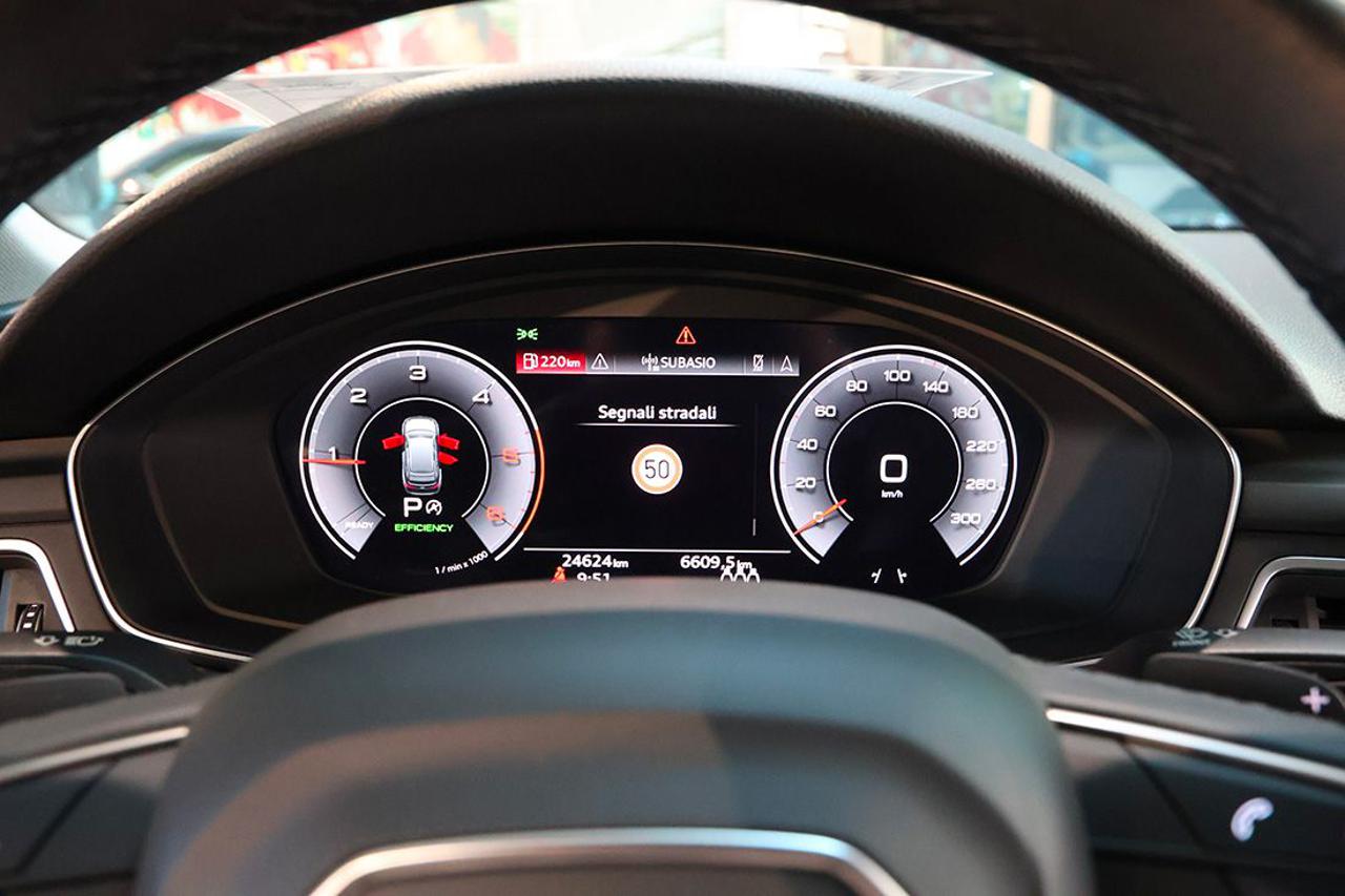 AUDI A4 35 TDI Avant S-Tronic Business Advanced - 34
