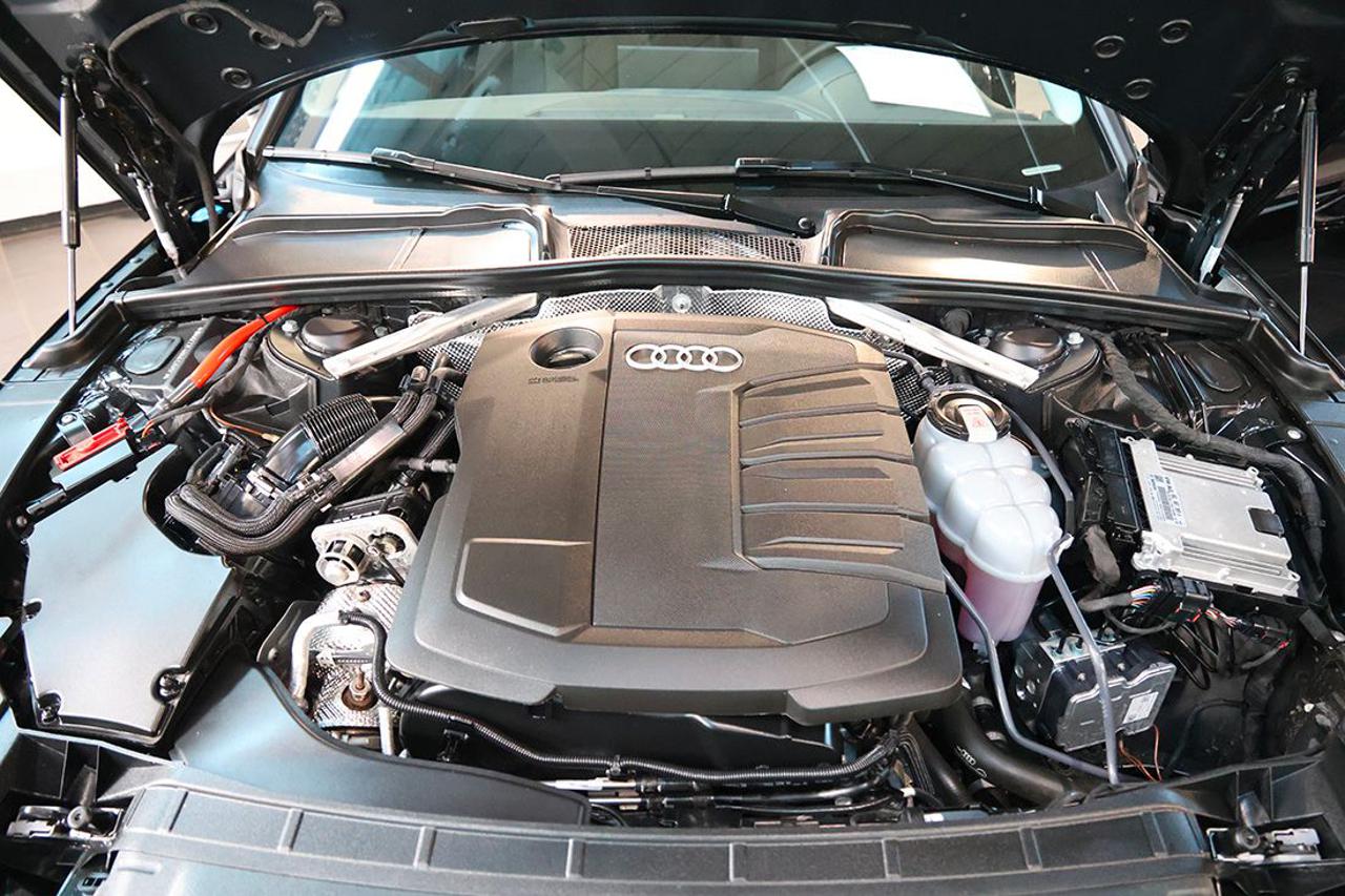 AUDI A4 35 TDI Avant S-Tronic Business Advanced - 11