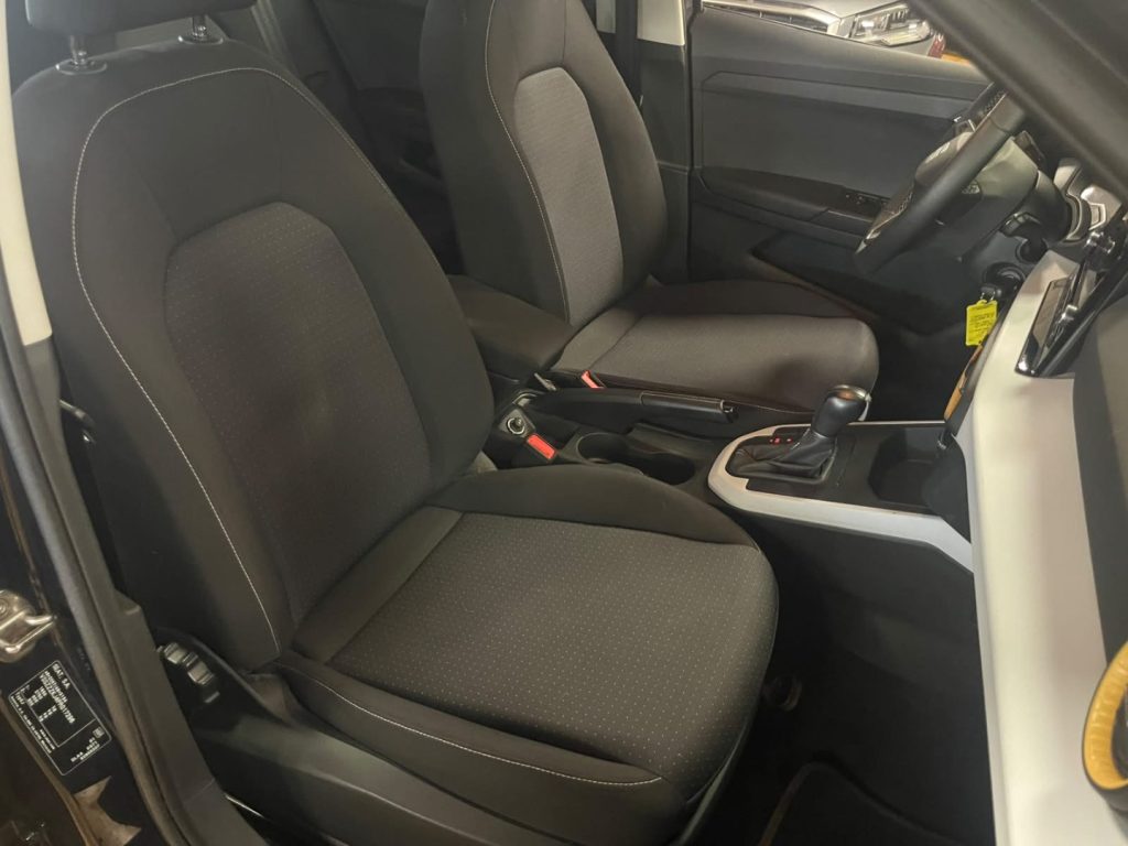 SEAT Arona 1.0 EcoTSI DSG Style LED C/GRIMALDI SPECIAL DAY - 13