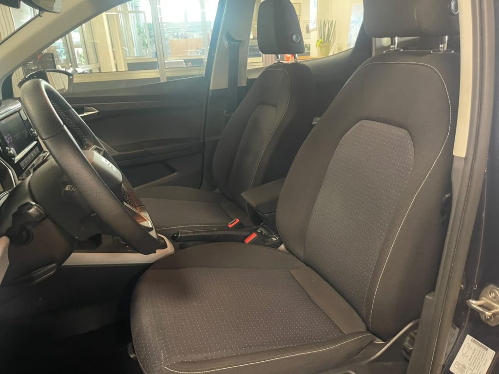 SEAT Arona 1.0 EcoTSI DSG Style LED C/GRIMALDI SPECIAL DAY - 17