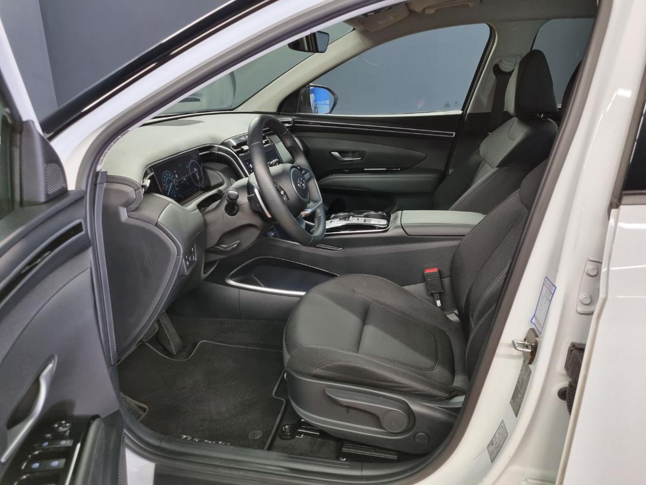 HYUNDAI Tucson 1.6 HEV 4WD aut. Exellence - 8