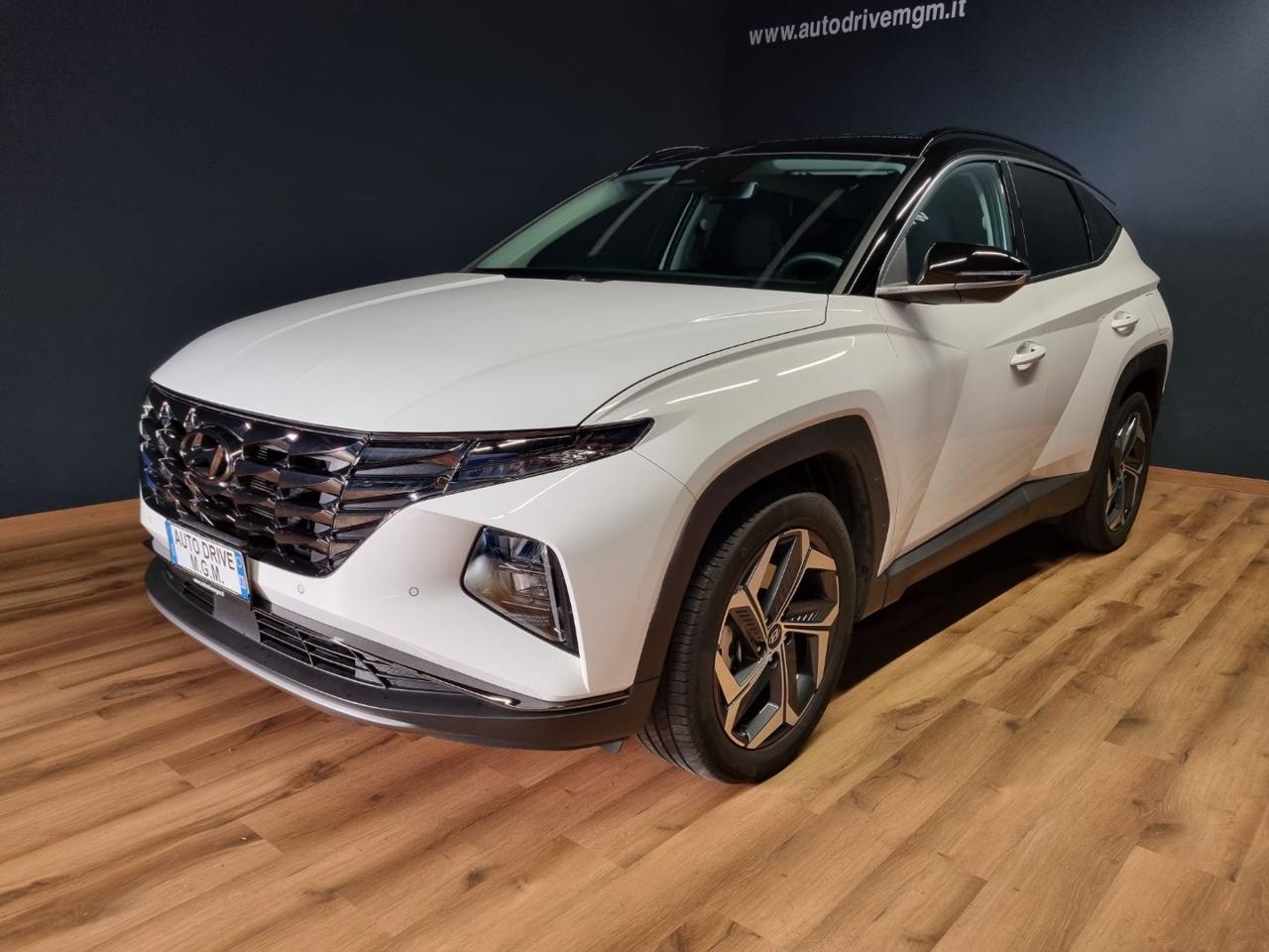 HYUNDAI Tucson 1.6 HEV 4WD aut. Exellence - 29