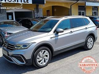 VOLKSWAGEN Tiguan Allspace 2.0 TDI DSG *7 POSTI* Elegance 150Cv foto 22