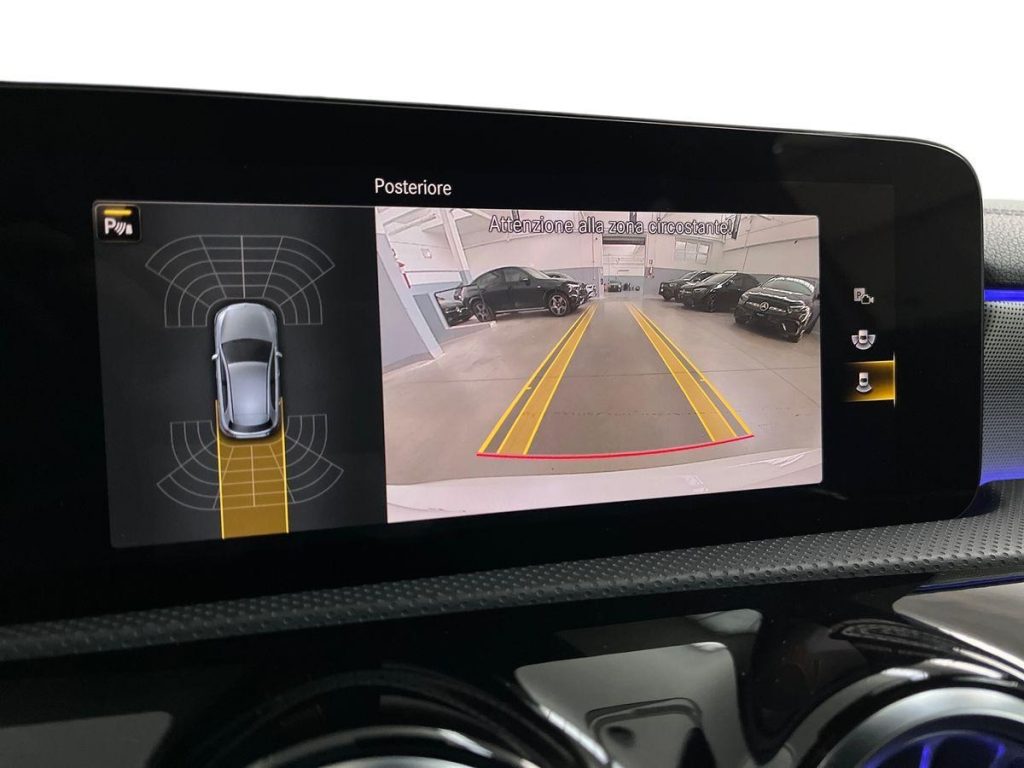MERCEDES-BENZ A 180 d Automatic Premium Night edition - 12
