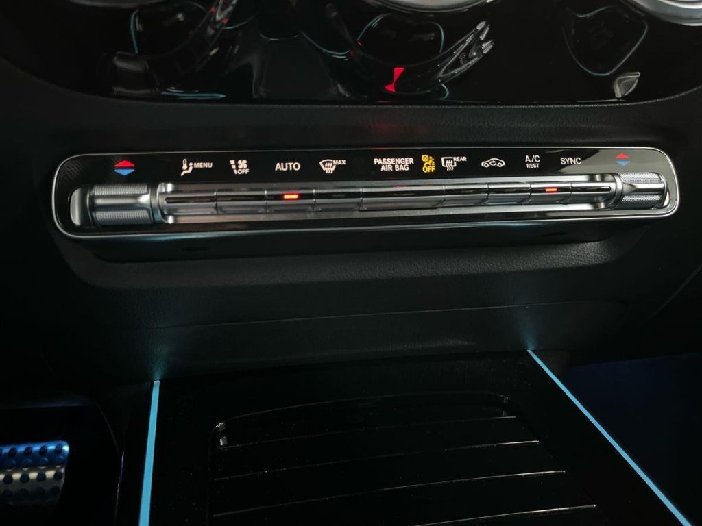 MERCEDES-BENZ B 180 d Automatic AMG Line Advanced - 14