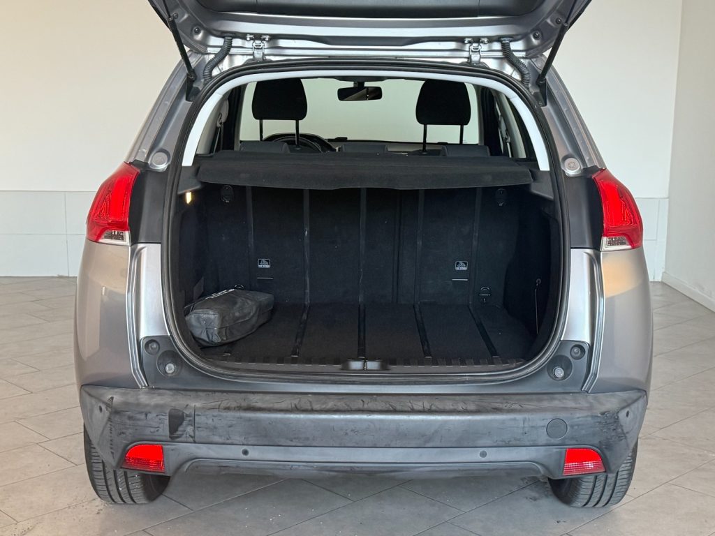 PEUGEOT 2008 1° serie PureTech 82 Allure - 7