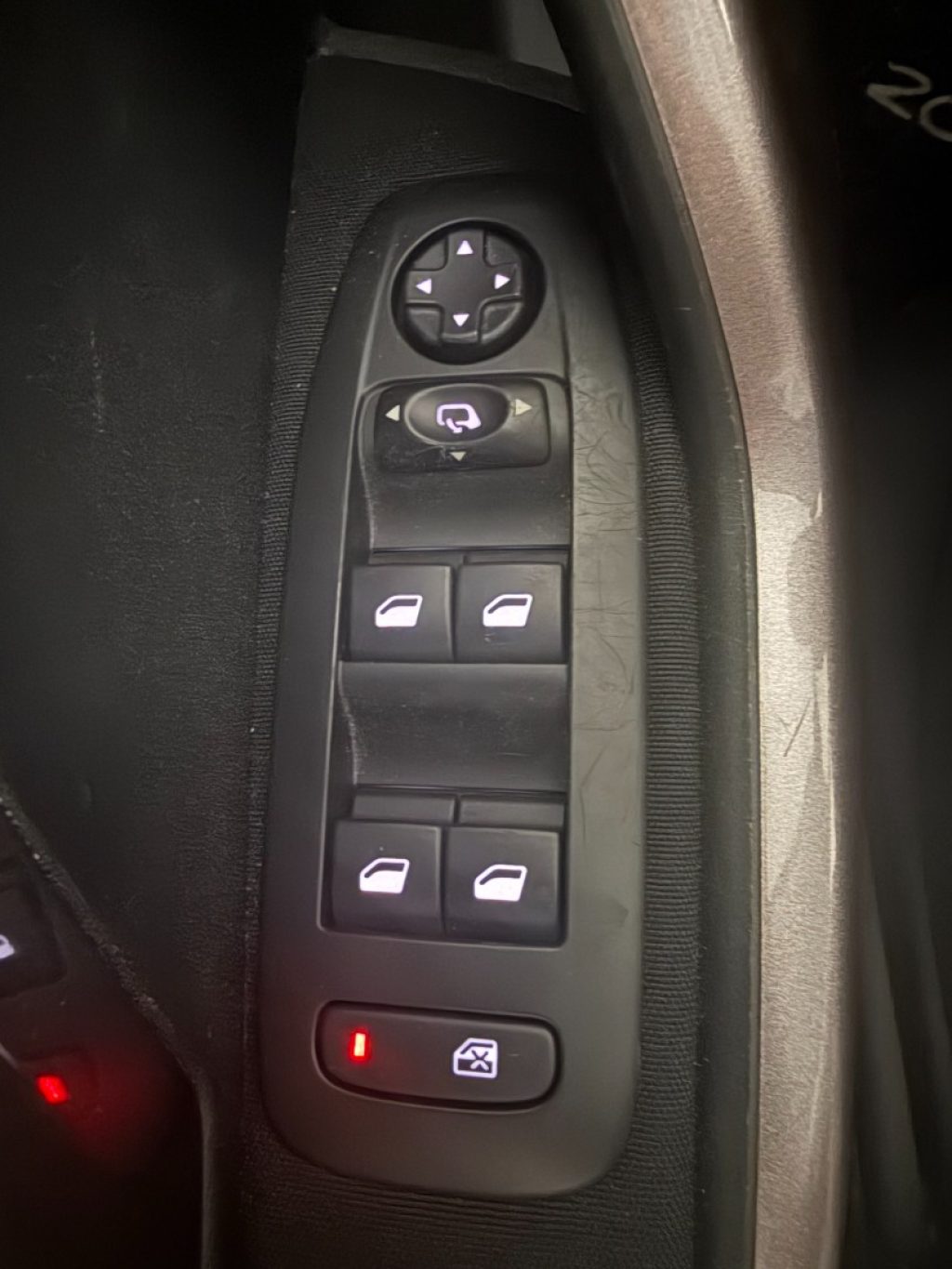 PEUGEOT 2008 1° serie PureTech 82 Allure - 14