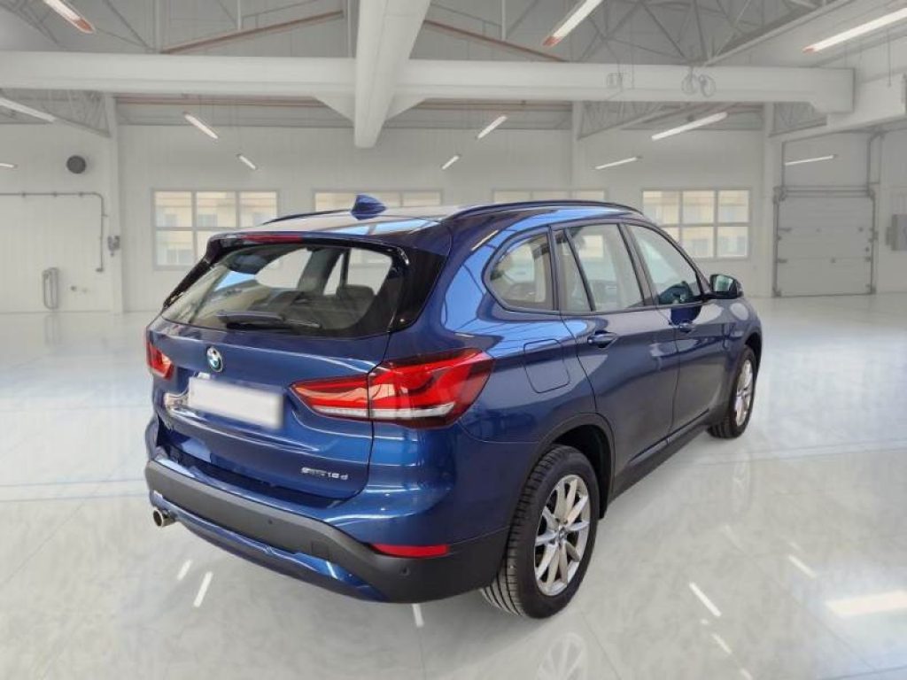 BMW X1 sDrive16d Aut. Business Advantage - 2