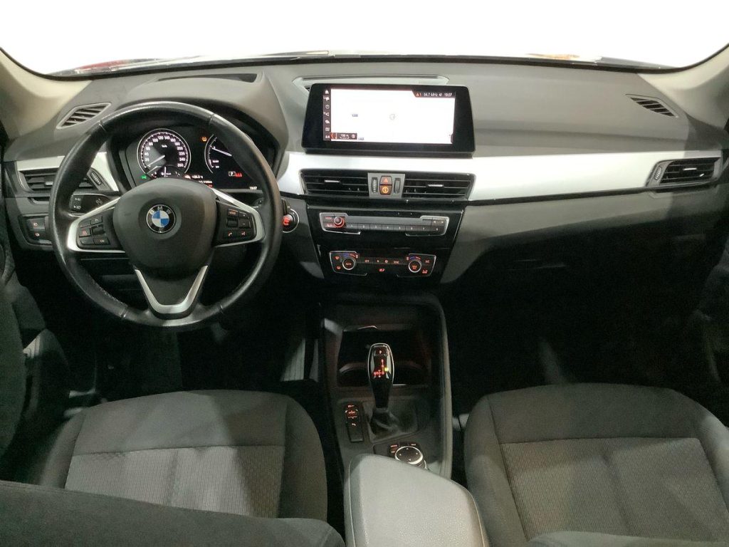 BMW X1 sDrive16d Business Advantage - 7