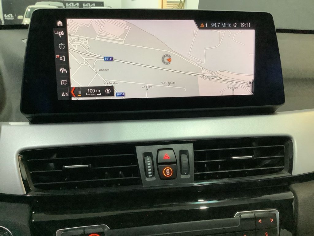 BMW X1 sDrive16d Business Advantage - 16