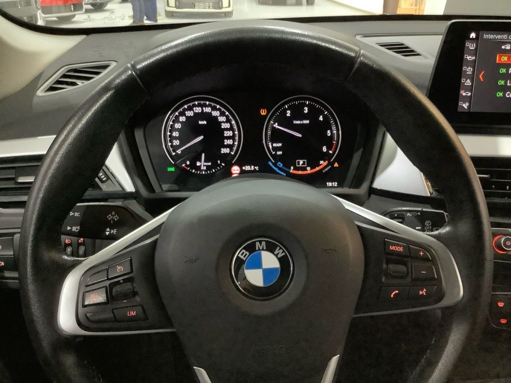 BMW X1 sDrive16d Business Advantage - 19