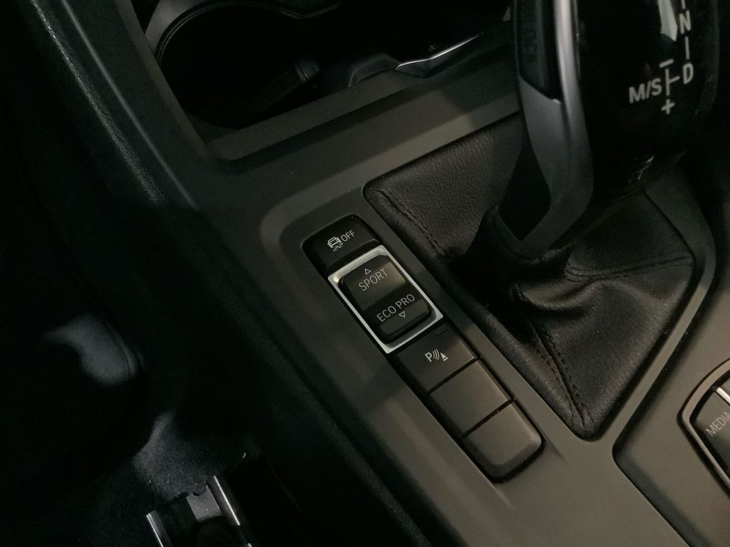 BMW X1 sDrive16d Business Advantage - 23
