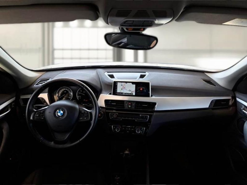 BMW X1 xDrive25e Business Advantage - 6
