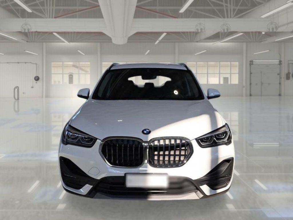 BMW X1 xDrive25e Business Advantage - 3