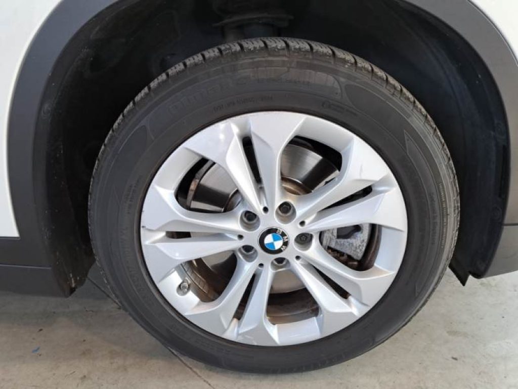 BMW X1 xDrive25e Business Advantage - 10