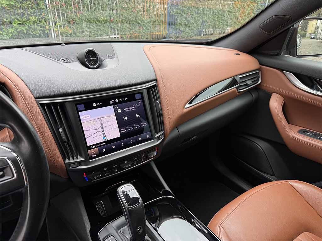 MASERATI Levante MHEV GT CERCHI 20 PREZZO REALE IVA ESPOSTA - 11