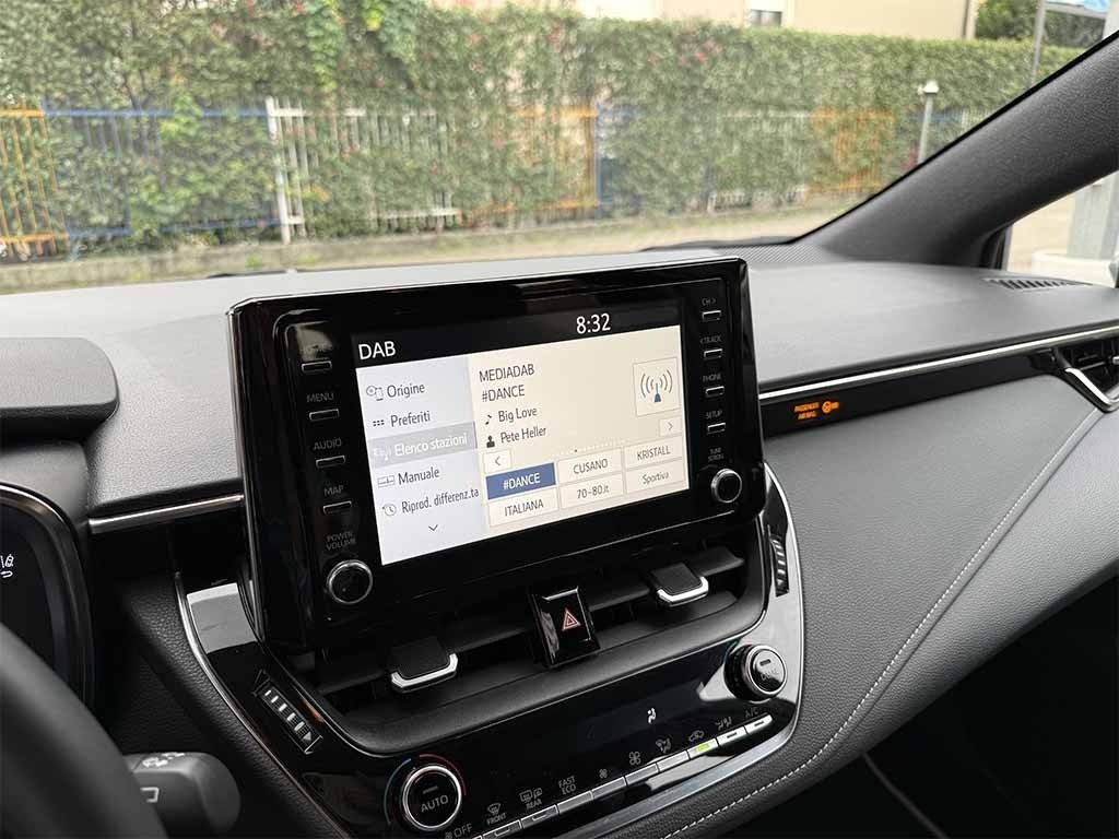 TOYOTA Corolla Touring Sports TS 1.8h Active cvt PREZZO REALE - 18