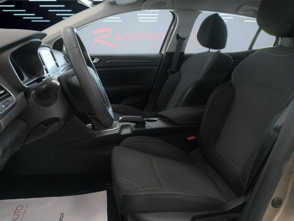 RENAULT Megane Blue dCi 115 CV Iva Esposta Pronta Consegna - 16