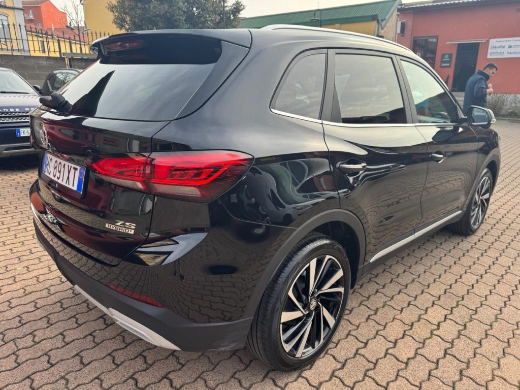 MG ZS 1.5 FullHybrid+ 197CV LUXURY + TETTO APRIBILE - 4
