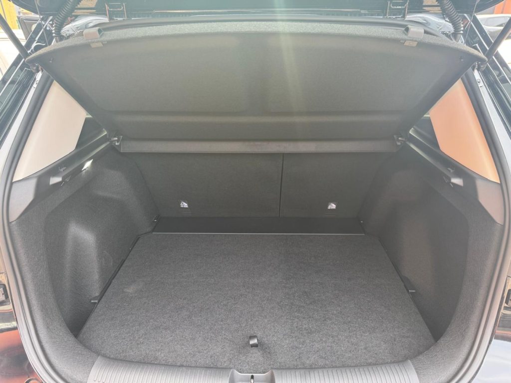 MG ZS 1.5 FullHybrid+ 197CV LUXURY + TETTO APRIBILE - 18