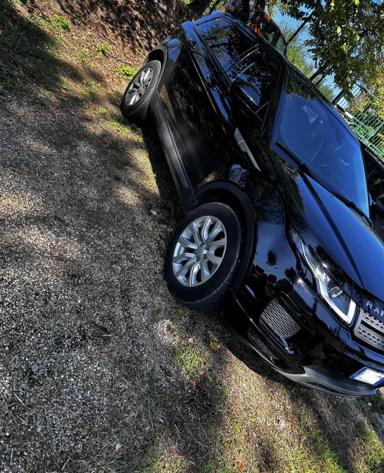 LAND ROVER Range Rover Evoque 2.0 eD4 5p. Pure - 3