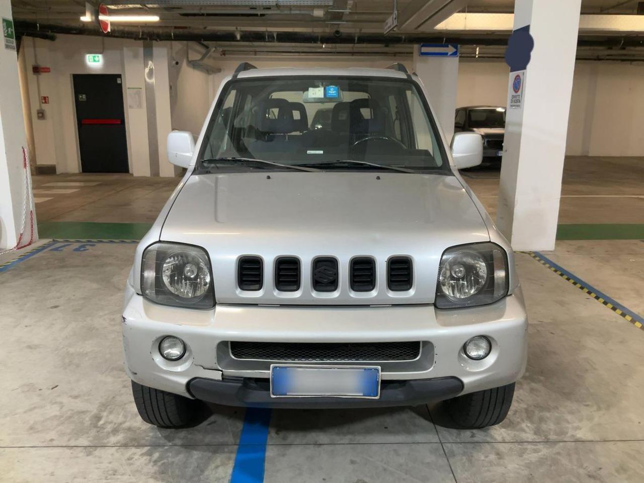 SUZUKI Jimny 1.3i 16V cat 4WD Club - 6