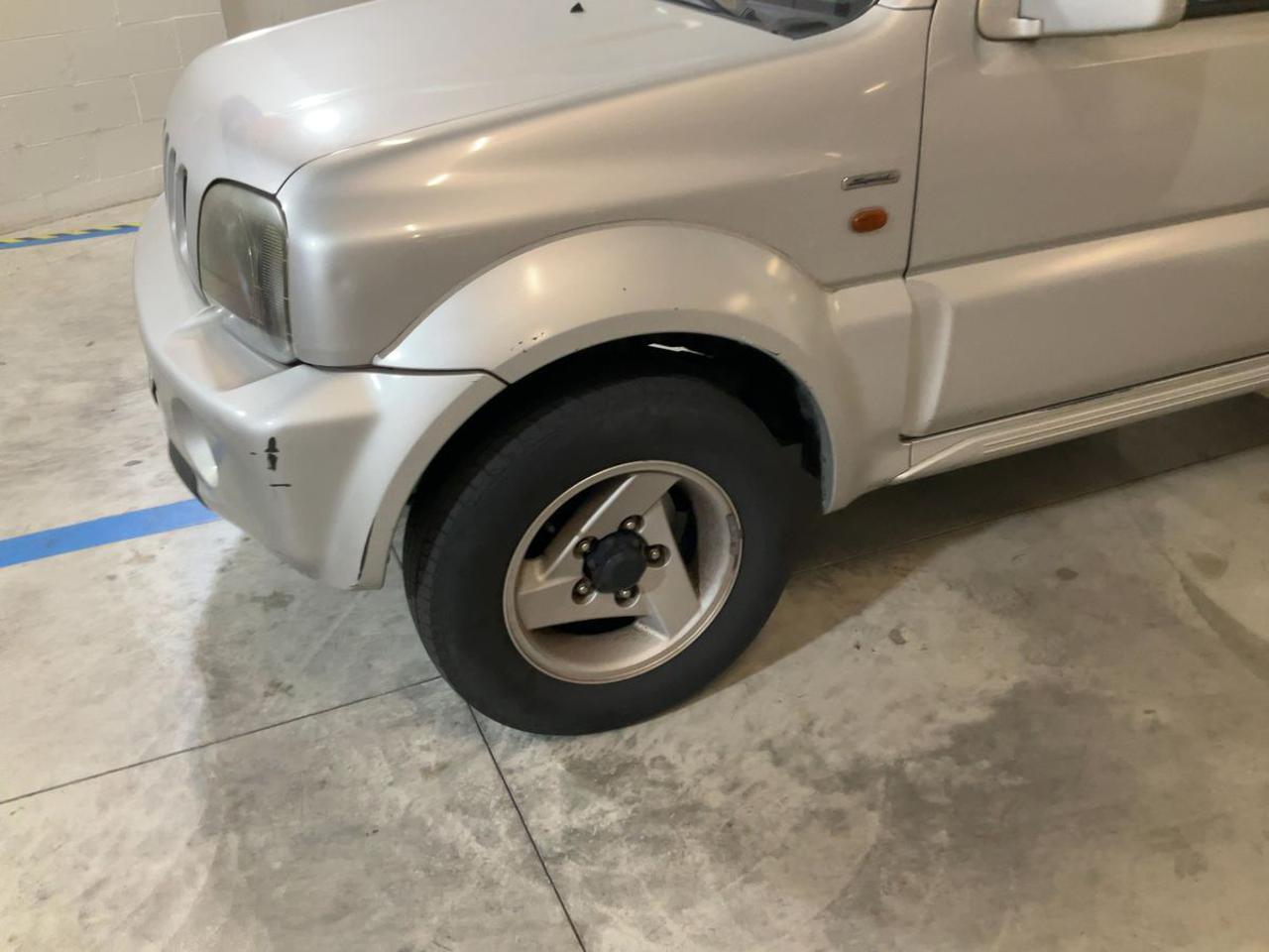 SUZUKI Jimny 1.3i 16V cat 4WD Club - 4