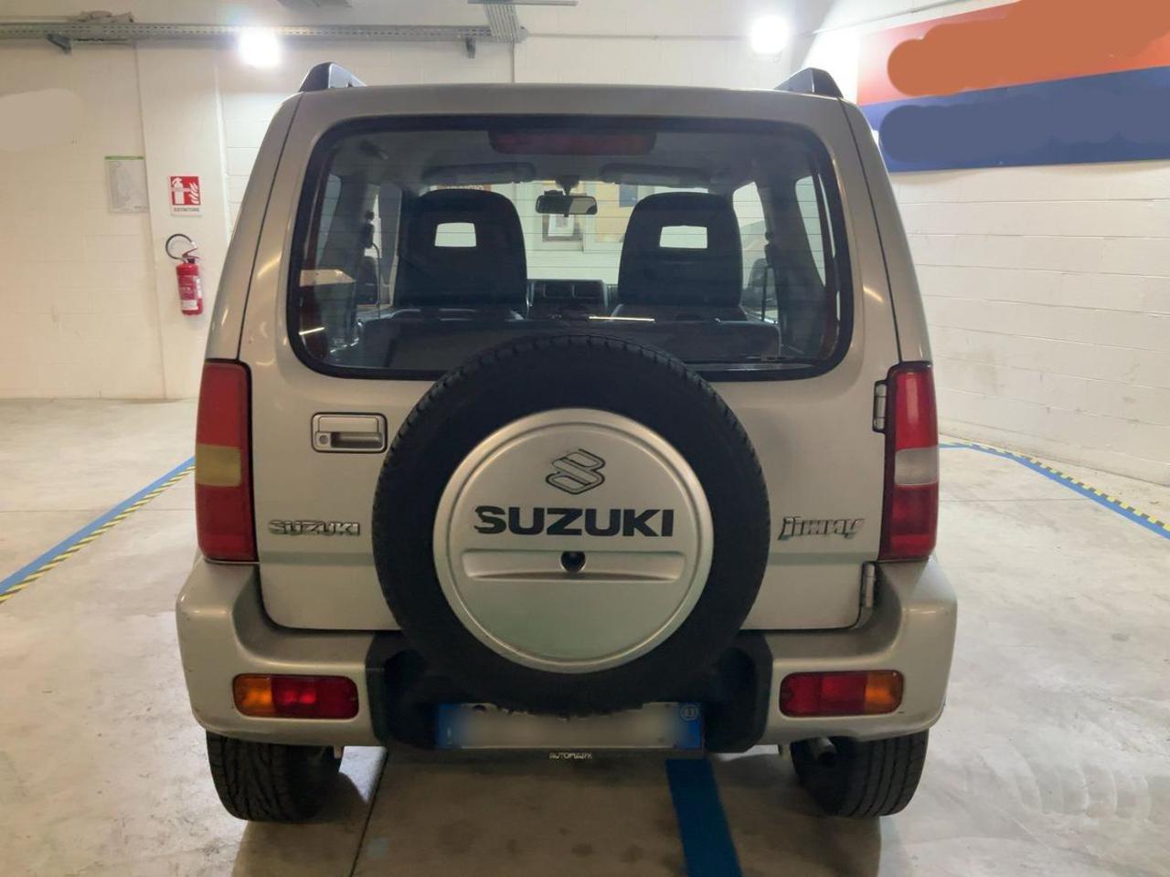 SUZUKI Jimny 1.3i 16V cat 4WD Club - 12