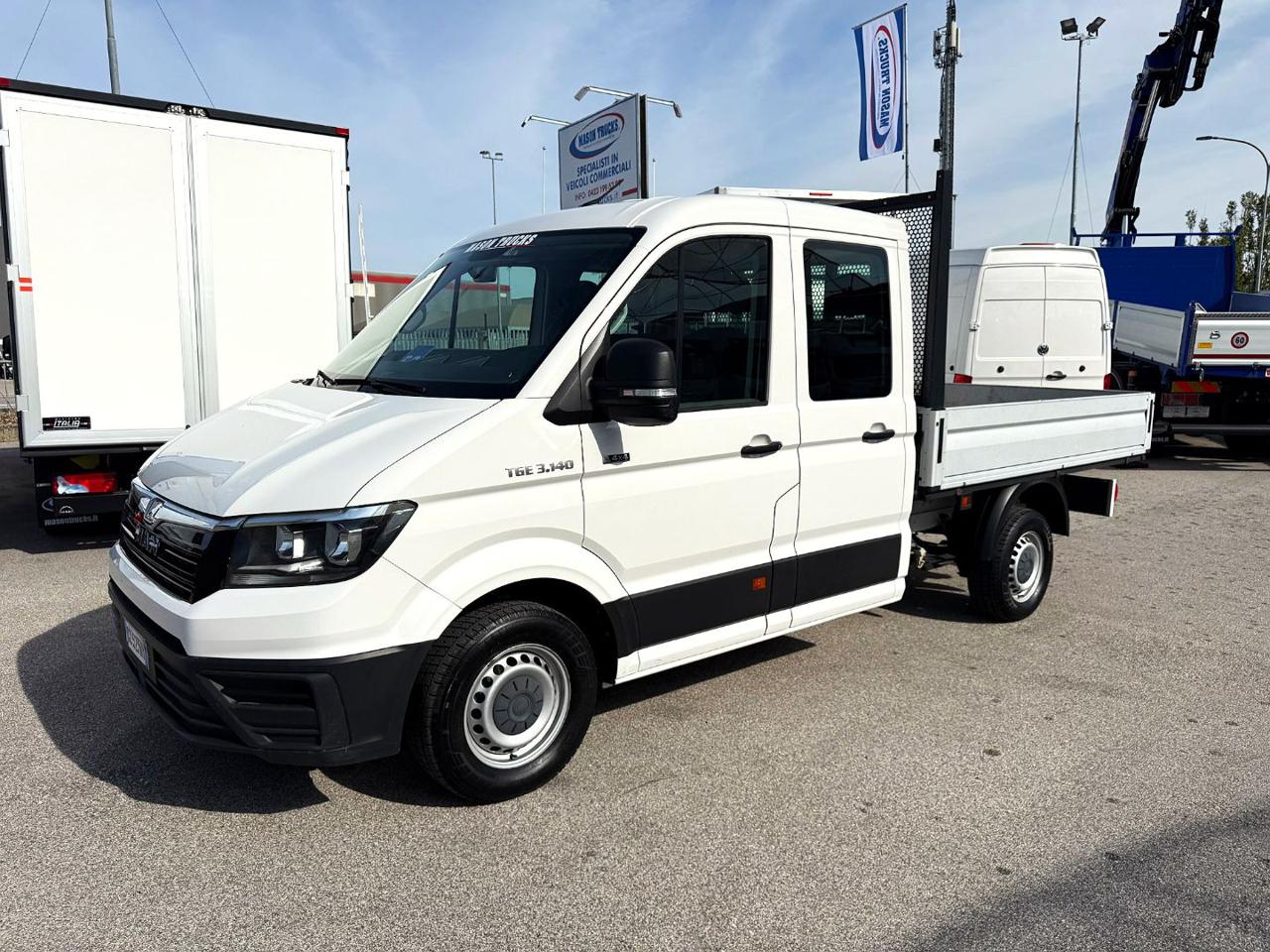 MAN TGE  3.140 DOPPIA CABINA 4x4 - 2