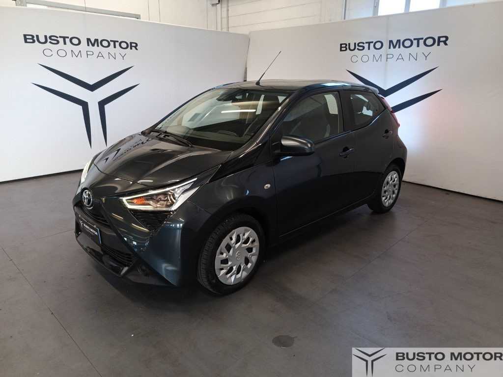 TOYOTA Aygo Aygo 5p 1.0 x-play 72cv - 3