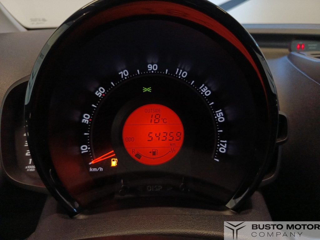 TOYOTA Aygo Aygo 5p 1.0 x-play 72cv - 12
