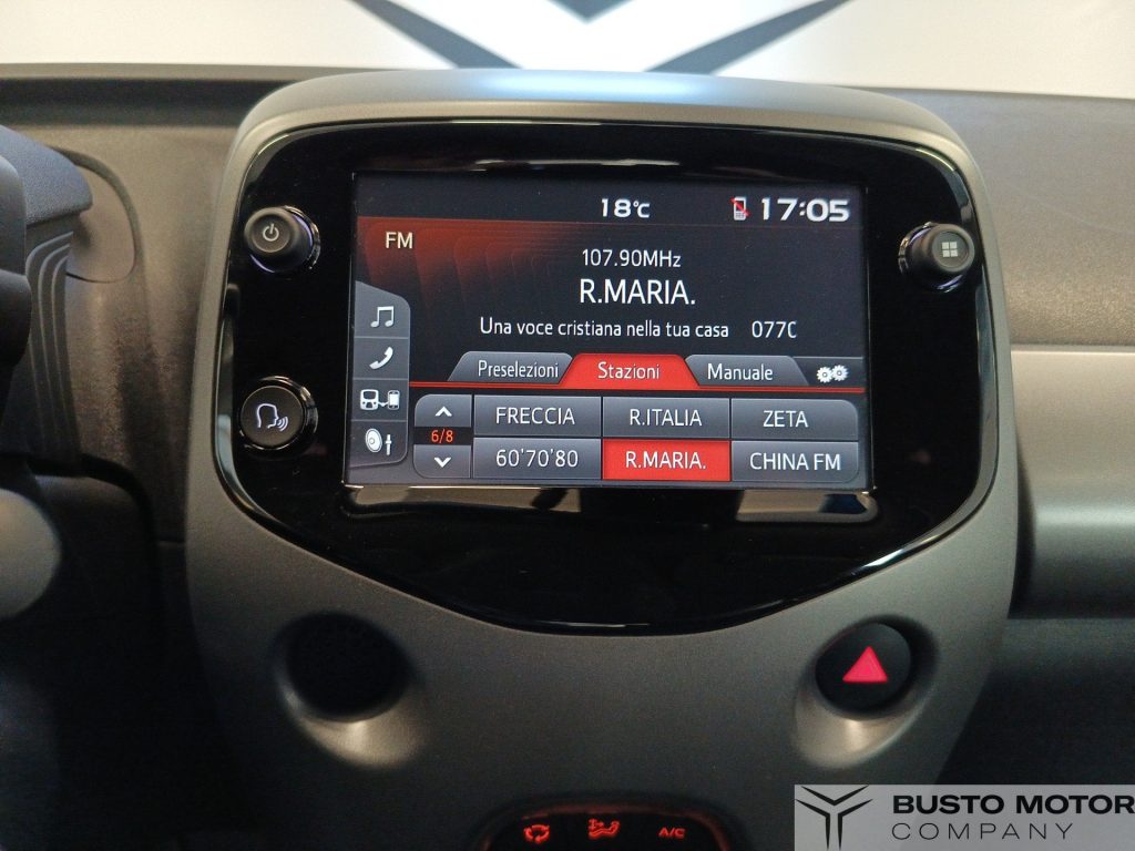 TOYOTA Aygo Aygo 5p 1.0 x-play 72cv - 13