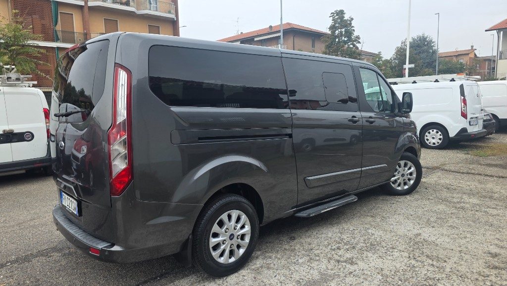 FORD Tourneo Custom 320 2.0 TDCi 170CV aut. PL Titanium - 4
