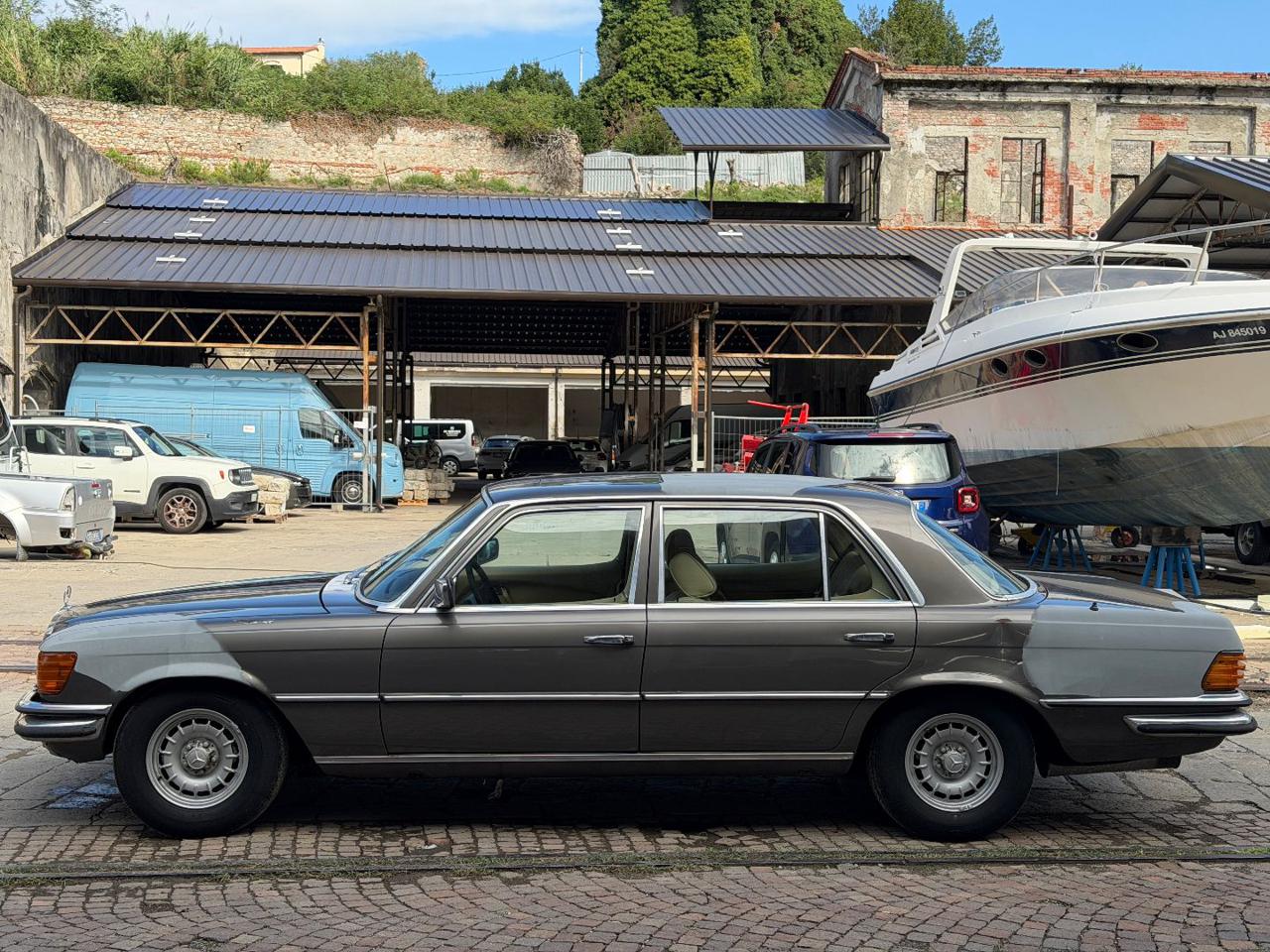 MERCEDES-BENZ 450 450 SEL 6.9 - 4
