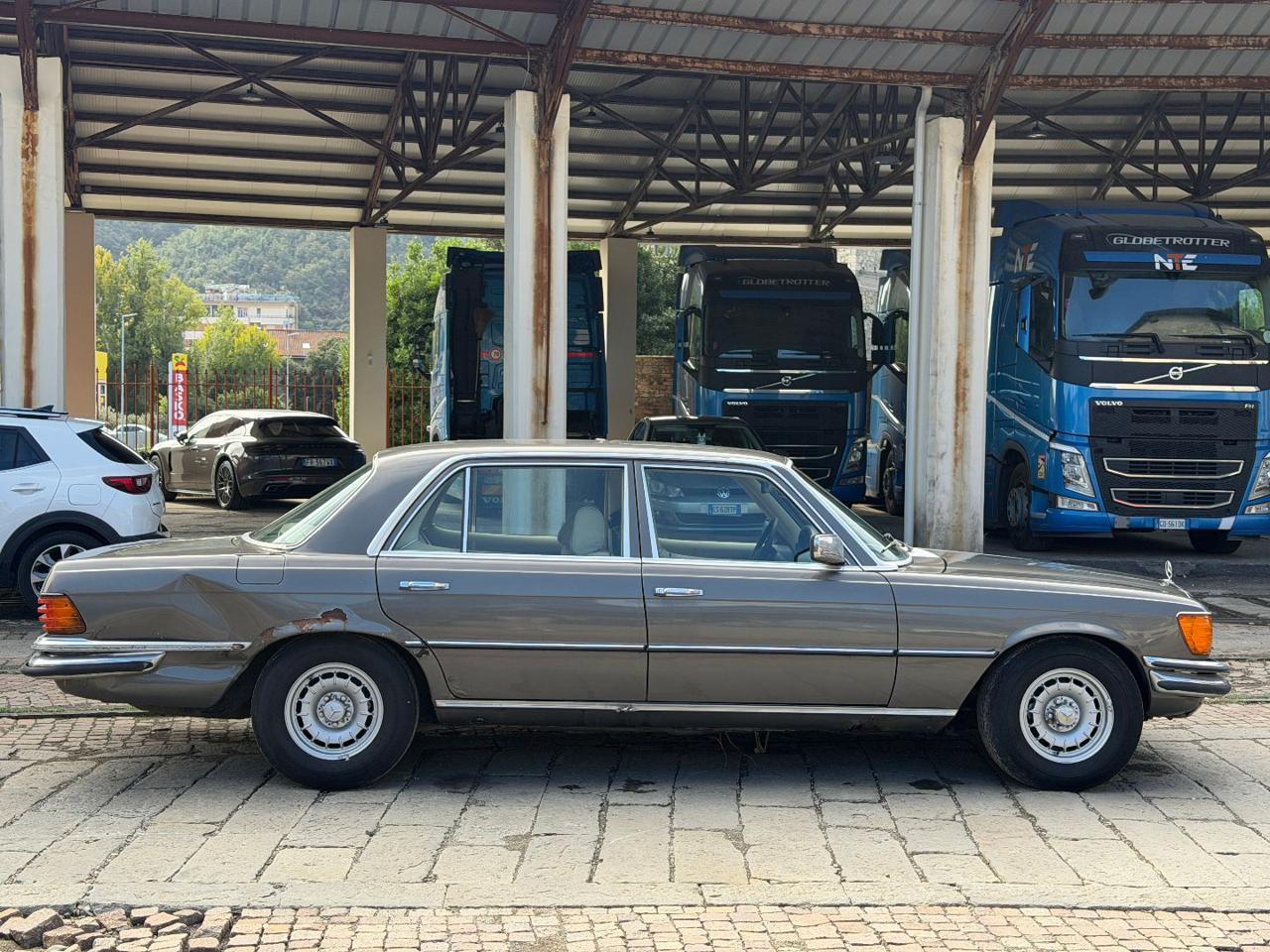 MERCEDES-BENZ 450 450 SEL 6.9 - 8