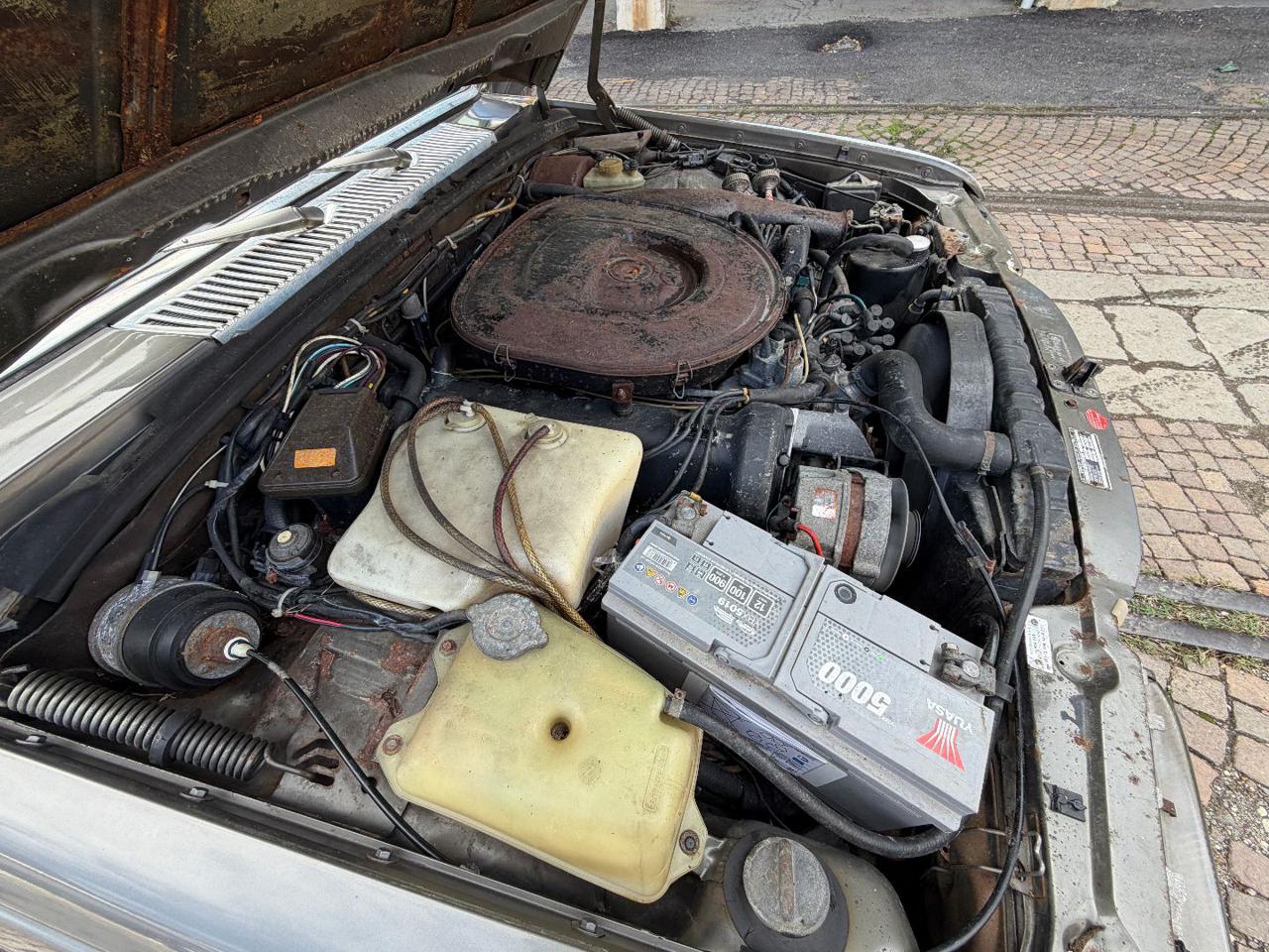 MERCEDES-BENZ 450 450 SEL 6.9 - 44