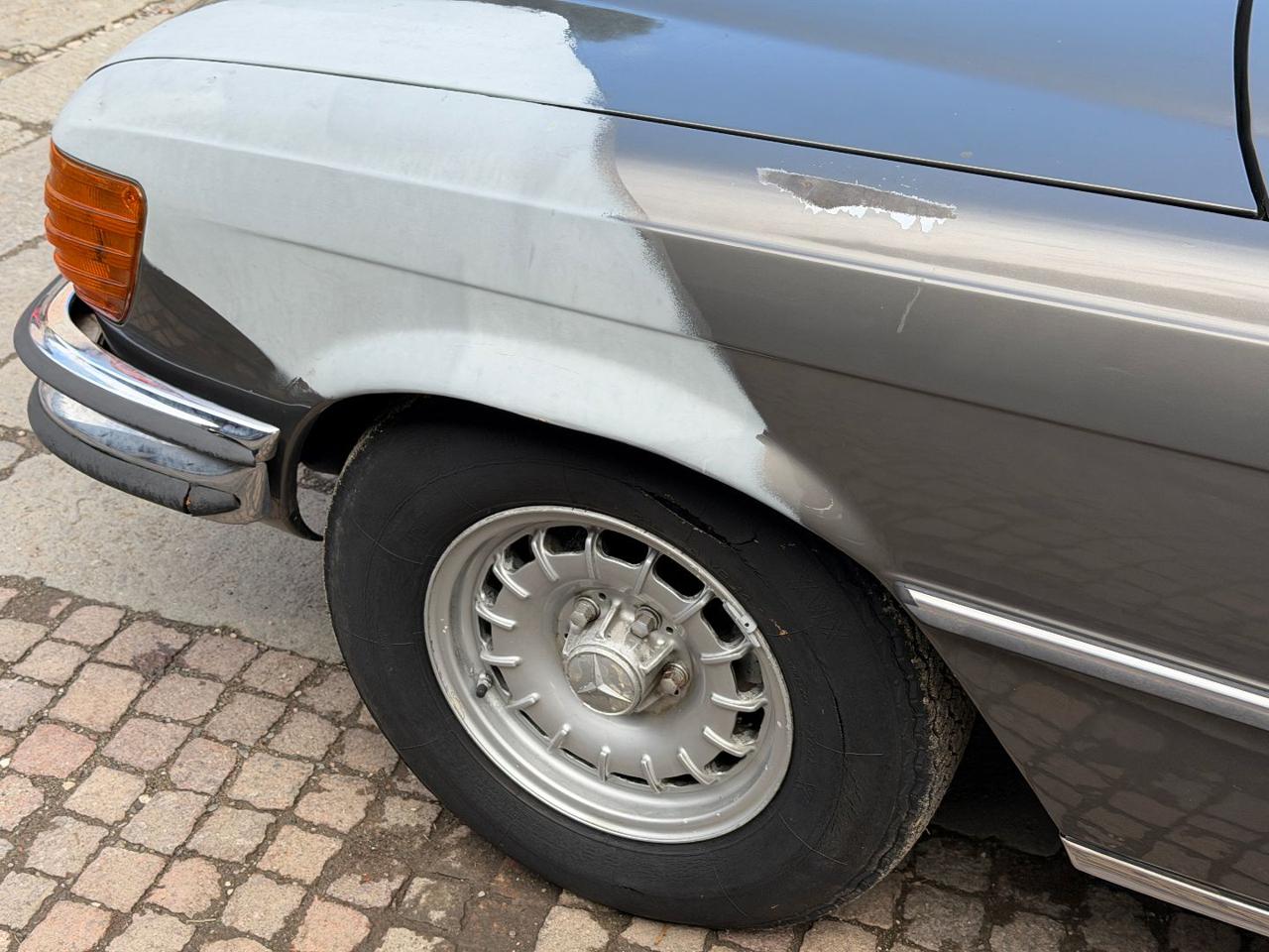 MERCEDES-BENZ 450 450 SEL 6.9 - 32