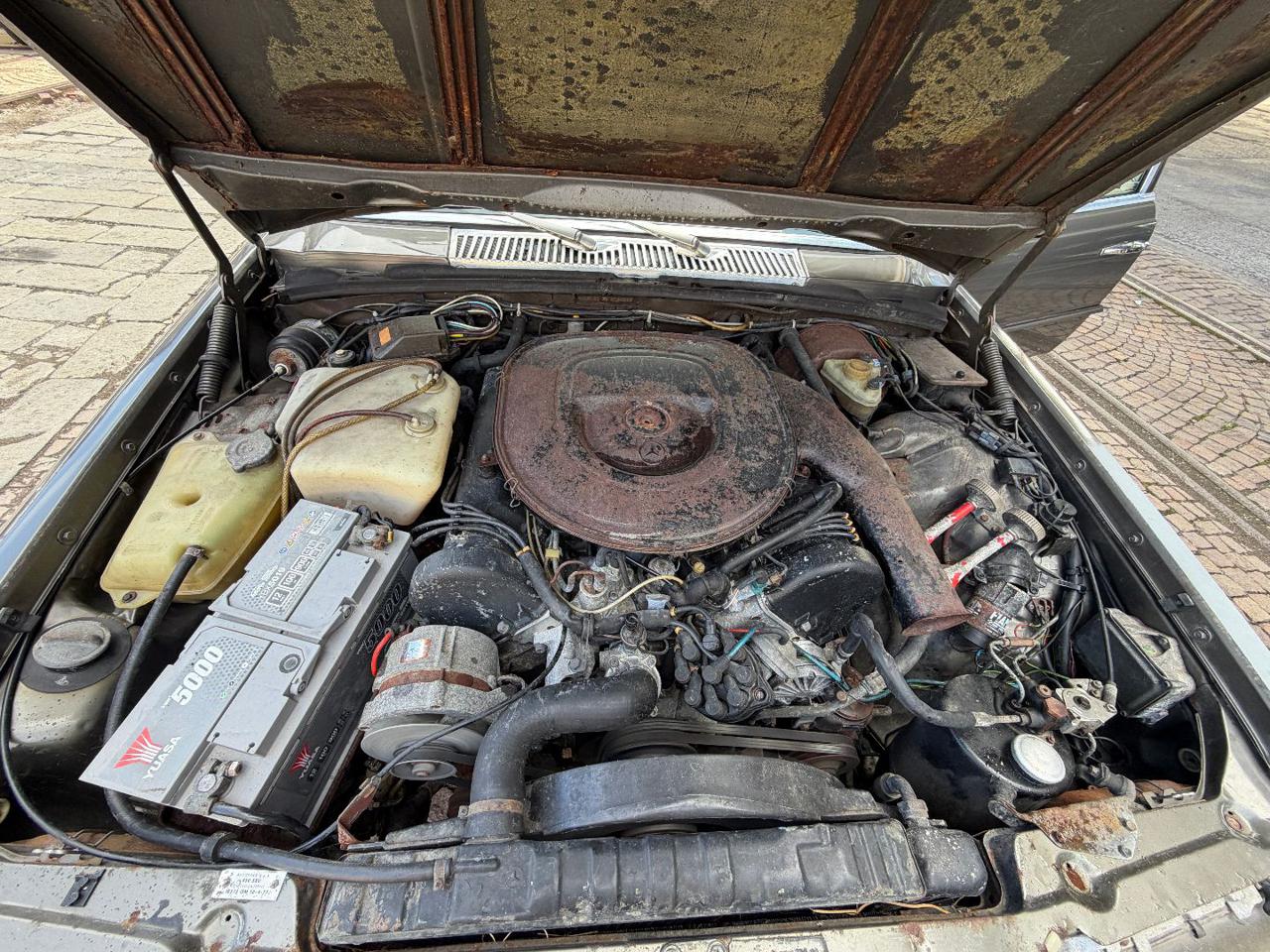 MERCEDES-BENZ 450 450 SEL 6.9 - 42