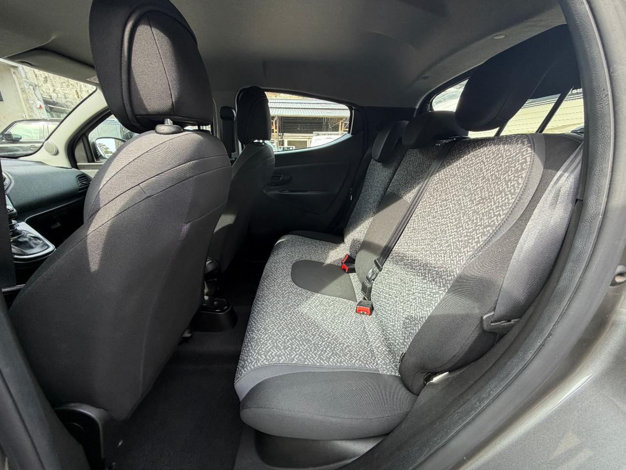 LANCIA Ypsilon 1.0 FireFly 5 porte S&S Hybrid Silver Plus 5 POSTI - 11