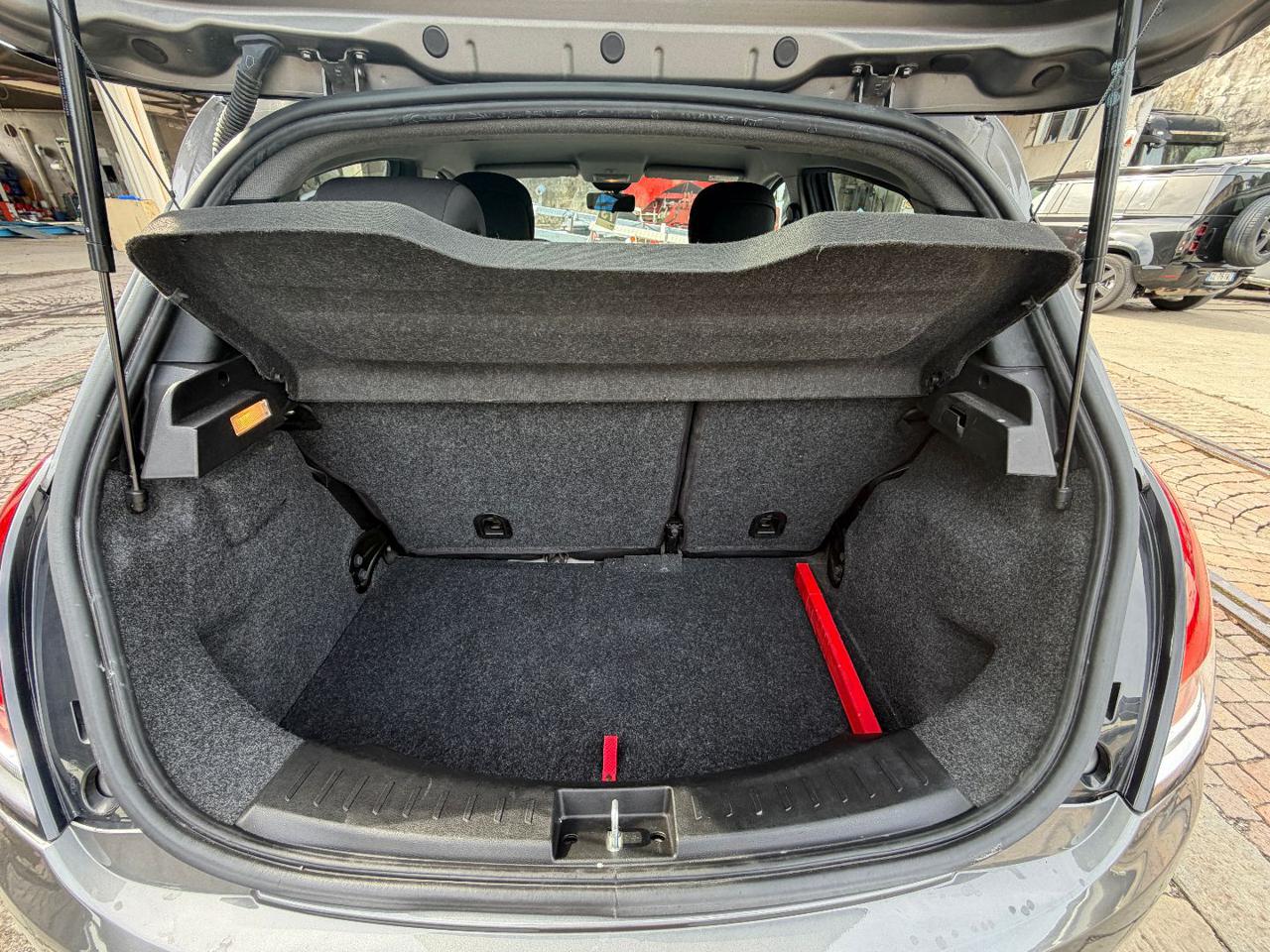 LANCIA Ypsilon 1.0 FireFly 5 porte S&S Hybrid Silver Plus 5 POSTI - 12