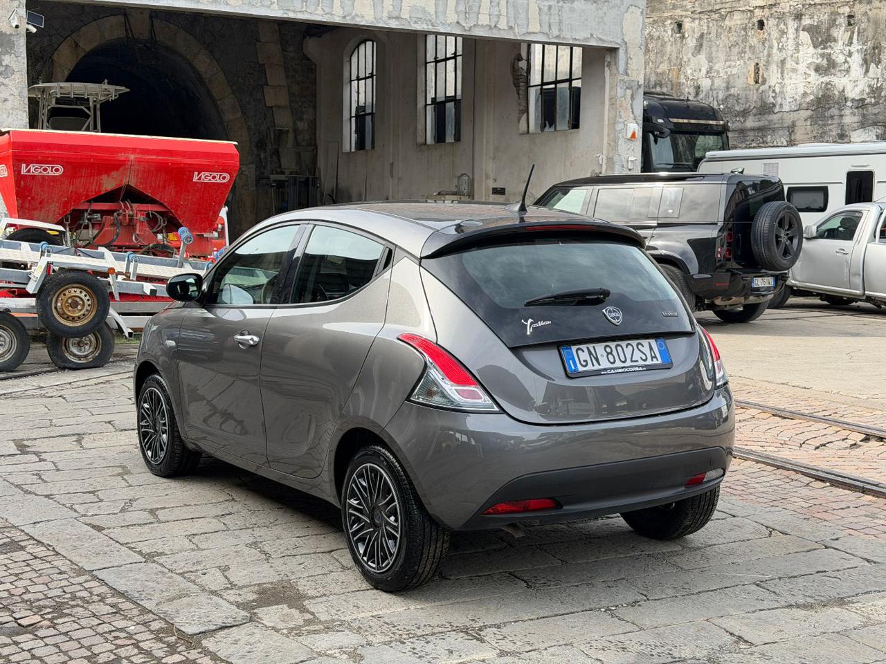 LANCIA Ypsilon 1.0 FireFly 5 porte S&S Hybrid Silver Plus 5 POSTI - 7